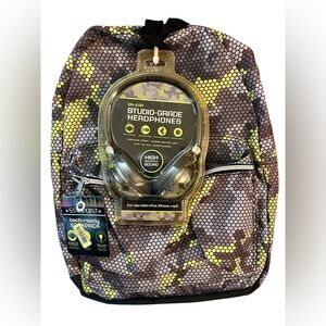 Hostess Pick New Starpoint Tech-Ready Backpack with Headphones